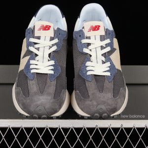 New Balance 230