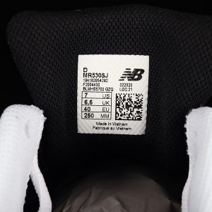 New Balance 530