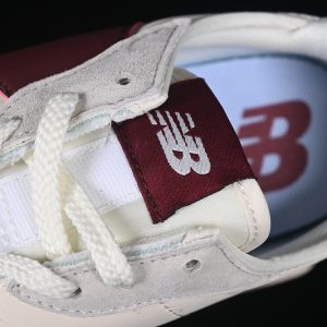 New Balance 230