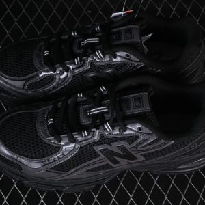 New Balance 740