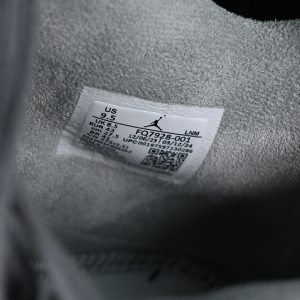 Nike Jordan 4