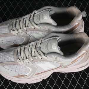 New Balance 530