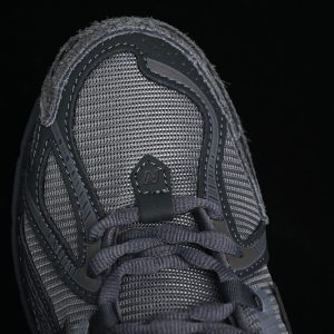 New Balance 1906