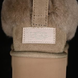 Ugg Nita Platform