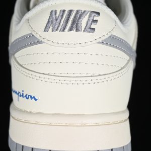 Nike SB Dunk Low
