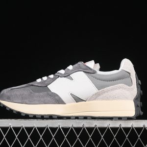 New Balance 230
