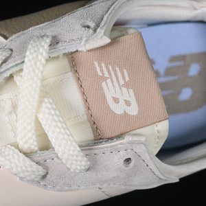 New Balance 230