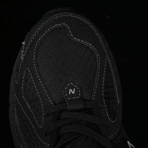 New Balance 1906
