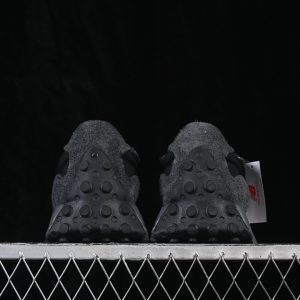 New Balance 230