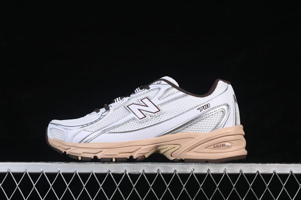 New Balance 740