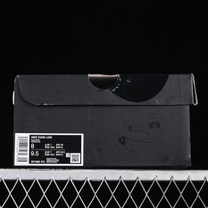 Nike SB Dunk Low Supreme