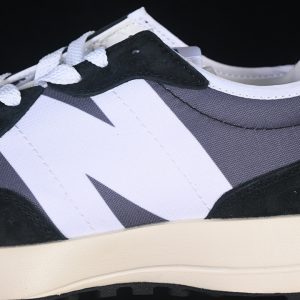 New Balance 230