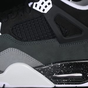 Nike Jordan 4