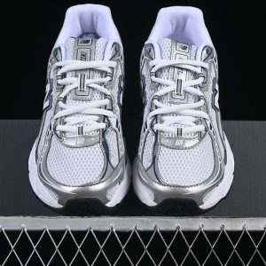 New Balance 740