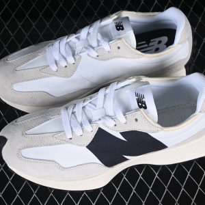 New Balance 230