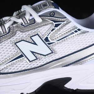 New Balance 740