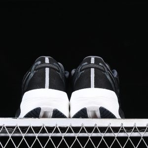 Saucony