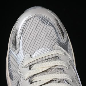 Mizuno