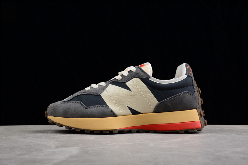 New Balance 230