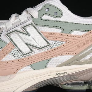 New Balance 1906