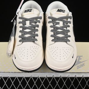 Nike SB Dunk Low Supreme