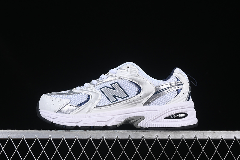 New Balance 530