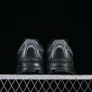 New Balance 740