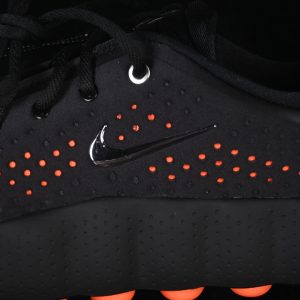 Nike Mind 002