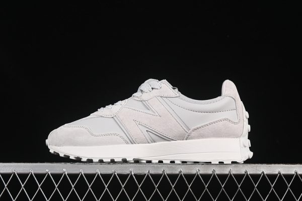 New Balance 230
