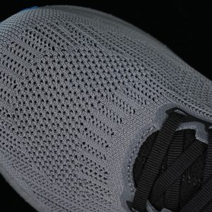 Saucony