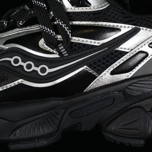 Saucony