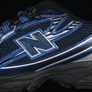 New Balance 740