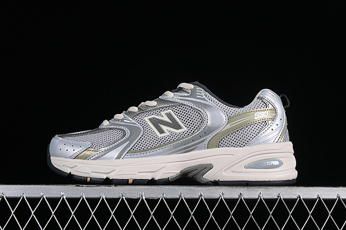 New Balance 530