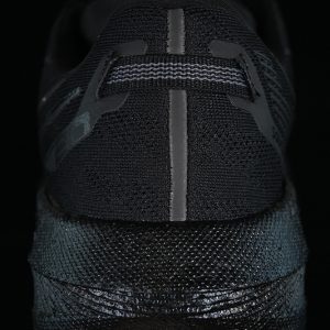 Saucony