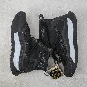 Nike ACG