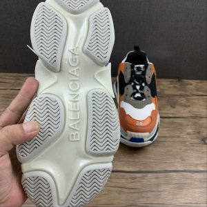 Balenciaga Triple S Dadshoes