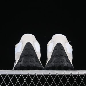 New Balance 230