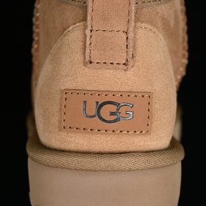Ugg Classic Ultra Mini
