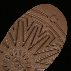 Ugg Dakota 8cm Maroom