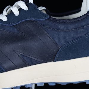 New Balance 230