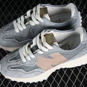 New Balance 230