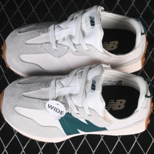 New Balance 230