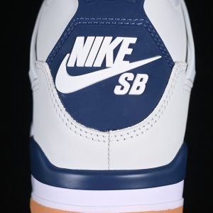 Nike Jordan 4