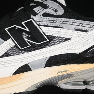 New Balance 1906