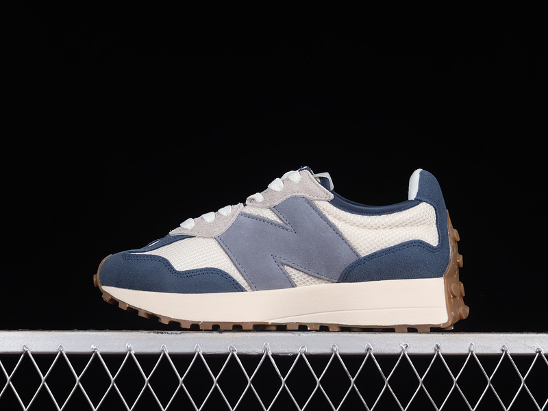 New Balance 230