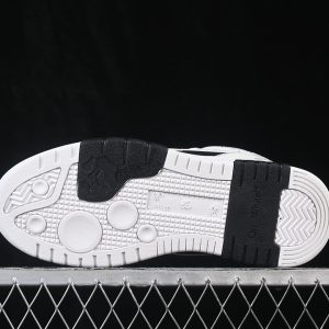 Off-White Low-top Fashionable Sneakers
