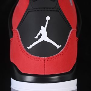 Nike Jordan 4