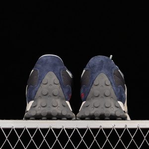 New Balance 230