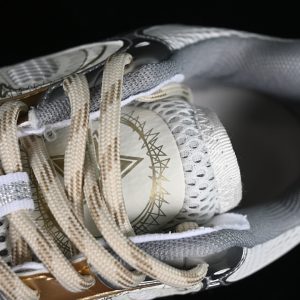 Dior B33