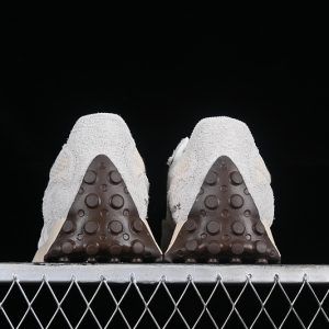 New Balance 230